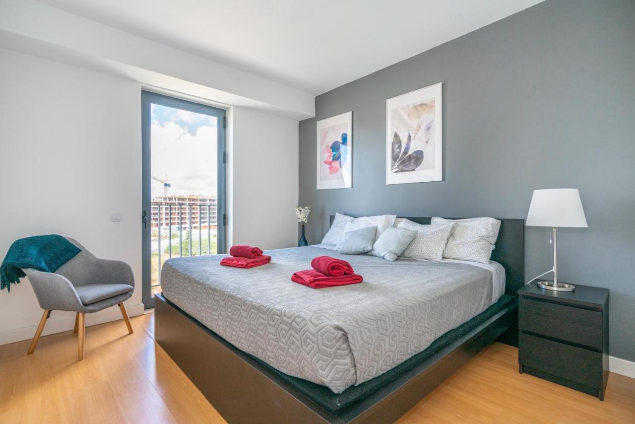 Bright & Spacious 2 Bed Flat 2 Bath W Garage In Lagos Marina Bagian luar foto