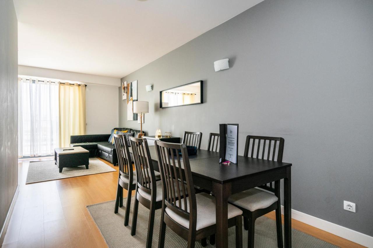 Bright & Spacious 2 Bed Flat 2 Bath W Garage In Lagos Marina Bagian luar foto