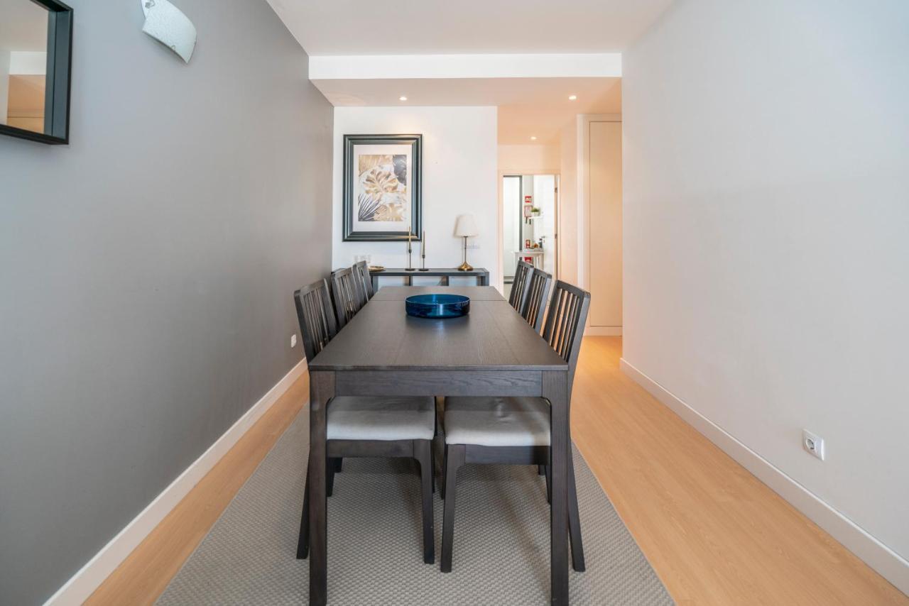 Bright & Spacious 2 Bed Flat 2 Bath W Garage In Lagos Marina Bagian luar foto