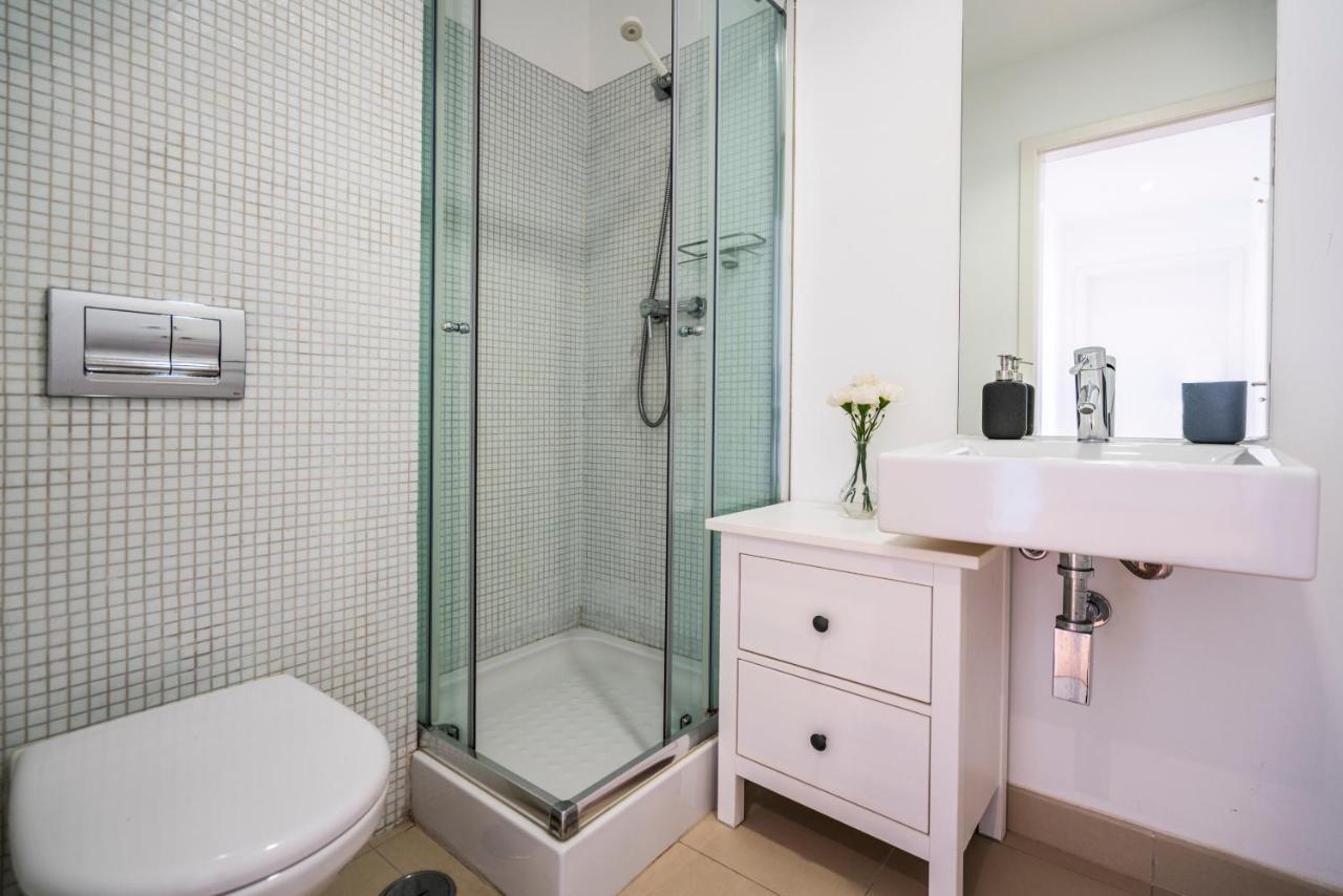 Bright & Spacious 2 Bed Flat 2 Bath W Garage In Lagos Marina Bagian luar foto
